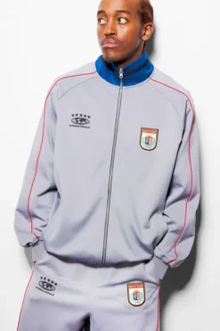 Jackets><noscript><img width=