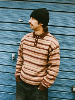 Knits><noscript><img width=