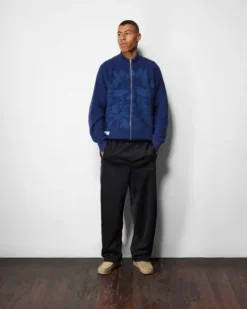Knits><noscript><img width=